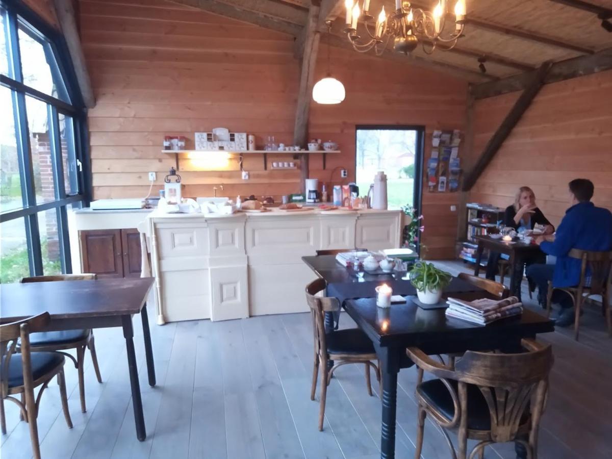 Pipowagen Elsebein Groningen Westerwolde Unieke Ligging Met Eigen Tuin En Vrij Uitzicht Over Veld Naar Natuurgebied Onstwedde Eksteriør bilde